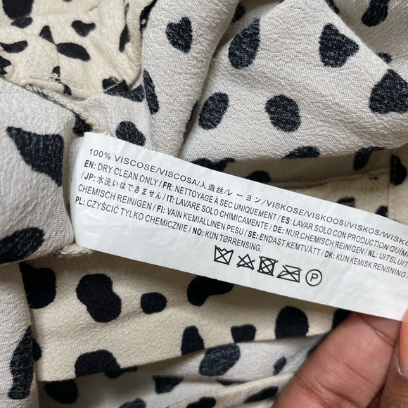 Moon River Short - Picture 7 of 10